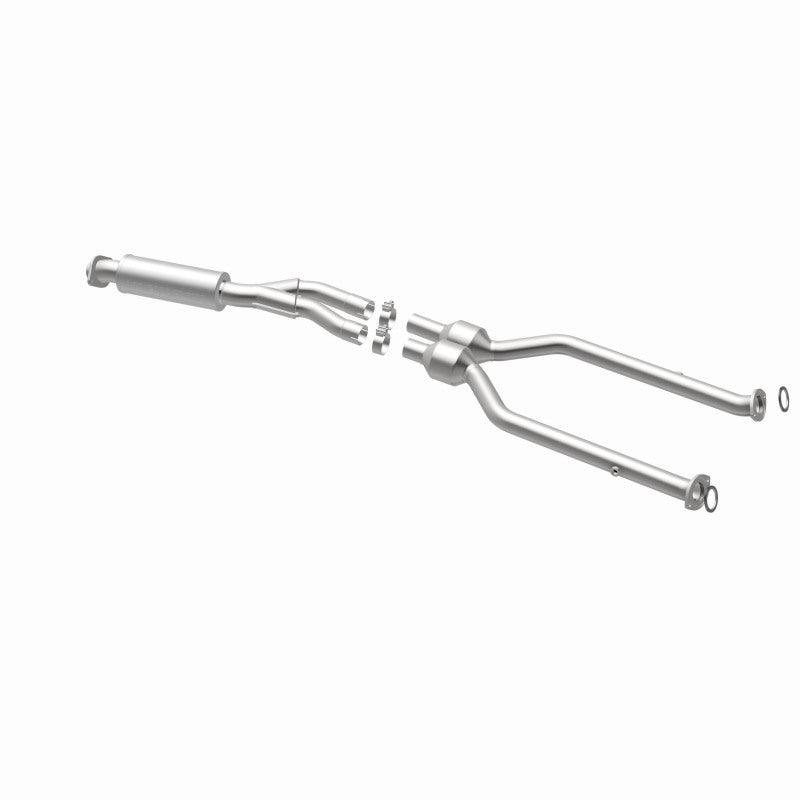 MagnaFlow Direct Fit Catalytic Converter 08-10 Lexus IS-F 5.0L