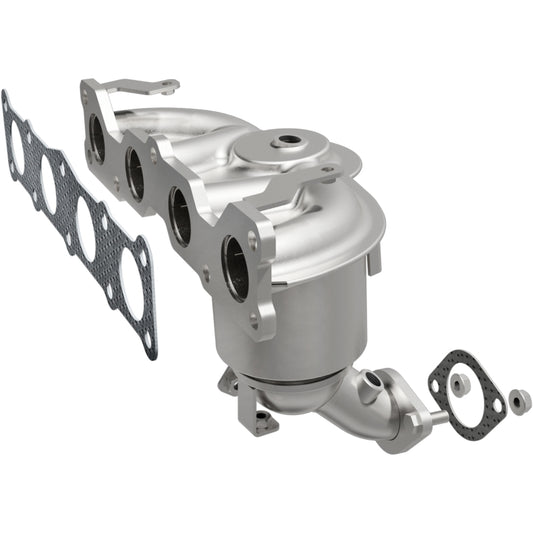 MagnaFlow Direct Fit Catalytic Converter 13-16 Hyundai Santa Fe Sport 2.4L Manifold