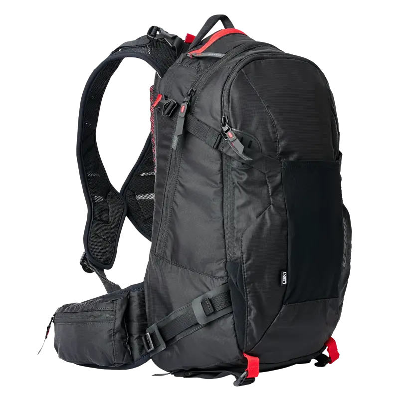 USWE ZIPPERED VST 25L DAYPACK Black