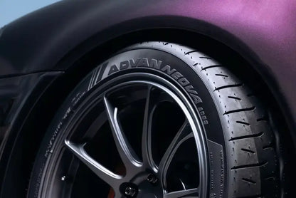 Yokohama Advan Neova AD09 Tire - 325/30R19 105W XL
