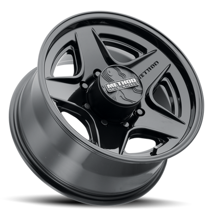 Method MR319 18x9 18mm Offset 8x6.5 BP 130.81mm CB Gloss Black Wheel