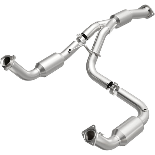 MagnaFlow 12-17 Chevrolet Express 3500 6.0L Direct Fit Converter