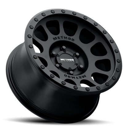 Method MR305 NV 17x8.5 0mm Offset 5x150 116.5mm CB Matte-Gloss Black Wheel