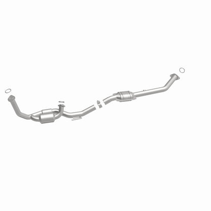 MagnaFlow 98-00 Sienna V6 3 OEM Underbody Direct Fit Converter