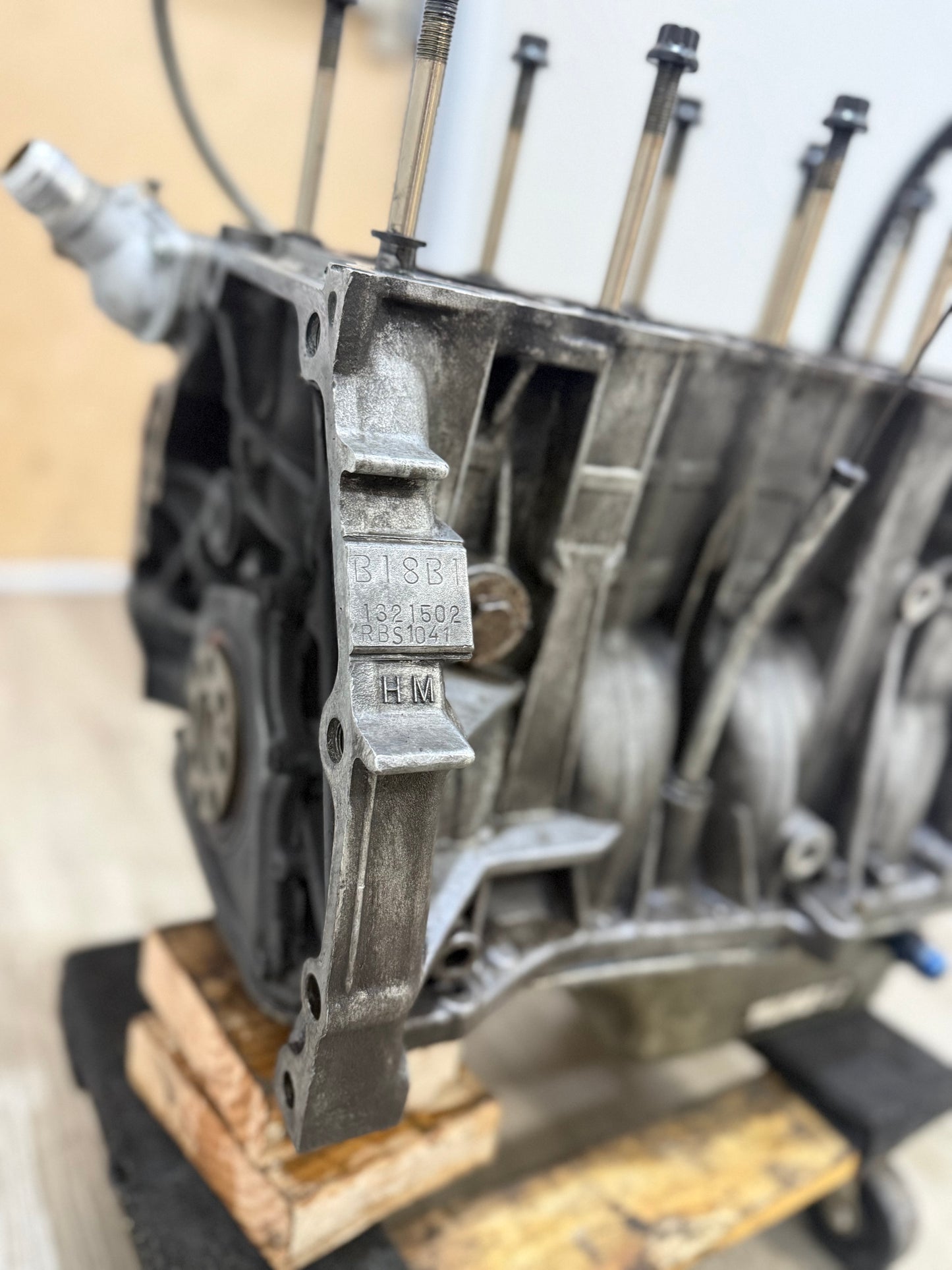 Tsm Used Parts Collection - Bseries SFWD B18B1 Sleeved Short Block