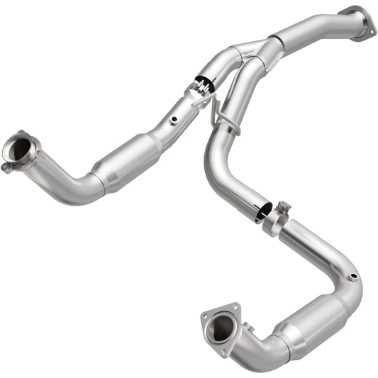 MagnaFlow 2011 Chevrolet Silverado 2500 HD 6.0L Direct Fit Converter