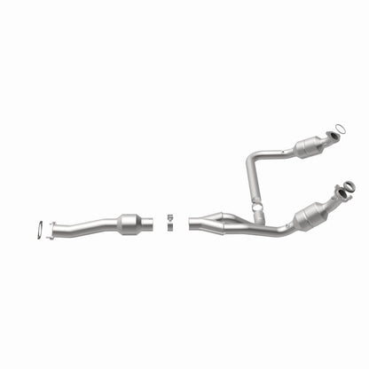 MagnaFlow 09-14 Chevrolet Express 1500 4.3L Direct Fit Converter