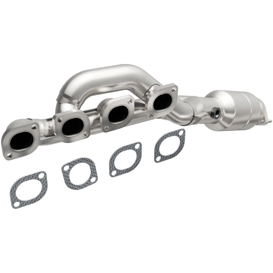 MagnaFlow Direct Fit Catalytic Conv BMW 99-03 540I 4.4L / 99-01 740I/740IL 4.4L California - P/S