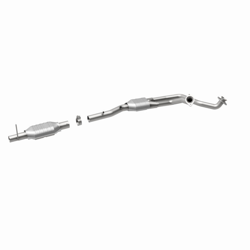MagnaFlow Direct Fit Catalytic Converter 96 Ford F-150 4.9L