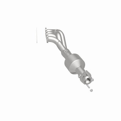 MagnaFlow Direct Fit Catalytic Converter 04-05 BMW 545I 4.4L P/S