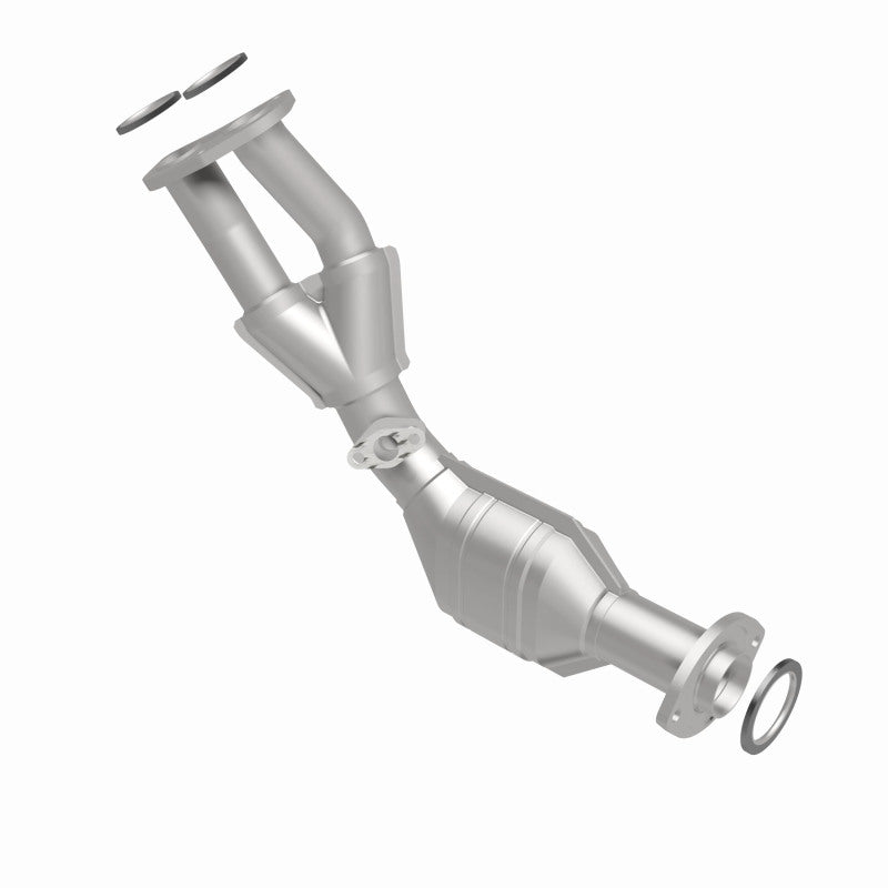 MagnaFlow Direct Fit Catalytic Converter 01-04 Tacoma 2.7L front 49S