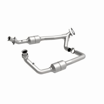 MagnaFlow Direct Fit Catalytic Converter 2002 Ford E-Series Vans 5.4L