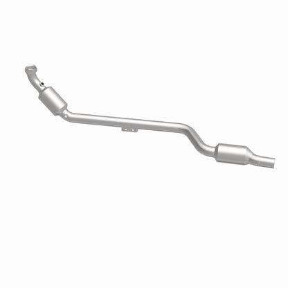 MagnaFlow Direct Fit Catalytic Converter 02-04 Mercedes C32 3.2L Passenger Side