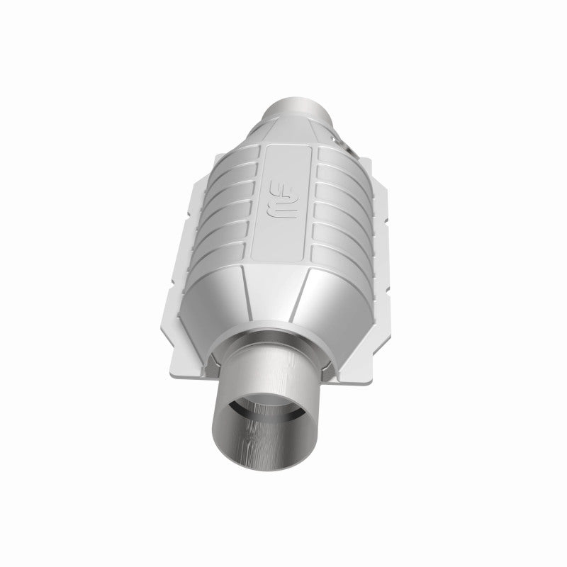 MagnaFlow Universal Catalytic Converter 3in In/Out Center/Center Oval w/ 02 Sensor