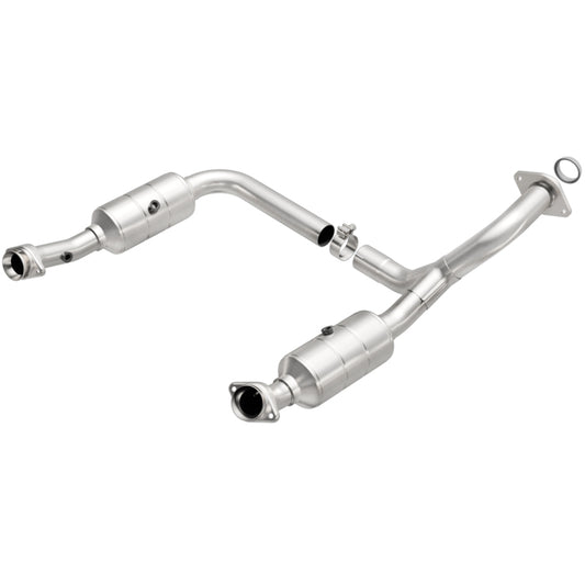MagnaFlow DF Cat Conv 06-09 Ford Explorer/06-10 Mercury Mountaineer 4.6L Y-Pipe Assembly (49 State)