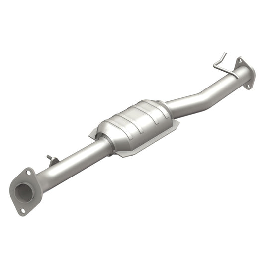 MagnaFlow Direct Fit Catalytic Converter 98-00 Toyota RAV4 2.0L