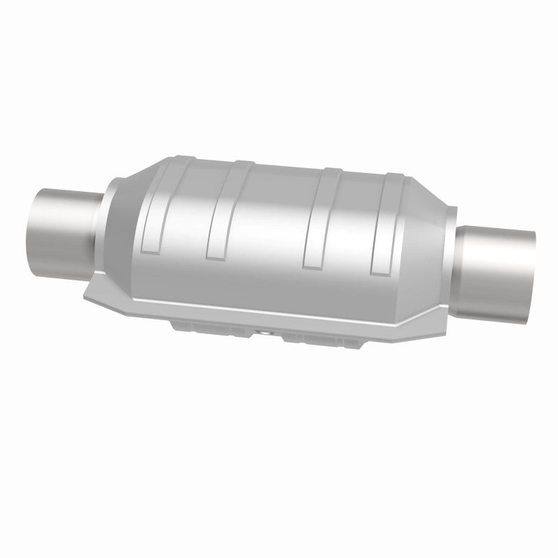 MagnaFlow Universal Catalytic Converter 2.5inch Inlet/Outlet Center/Center Oval (California OBDII)