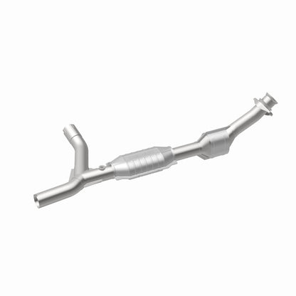 MagnaFlow Direct Fit Catalytic Converter 01-03 Ford E150 4.2L P/S