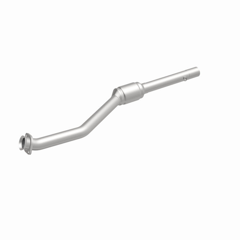 MagnaFlow Direct Fit Catalytic Converter 99-00 BMW 540i 4.4L DS Rear