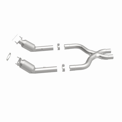 MagnaFlow Direct Fit Catalytic Converter 2011 Mustang 5.0L w/met O/R