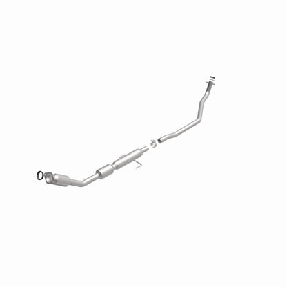 MagnaFlow Direct Fit Catalytic Converter 14-15 Toyota Corolla 1.8L