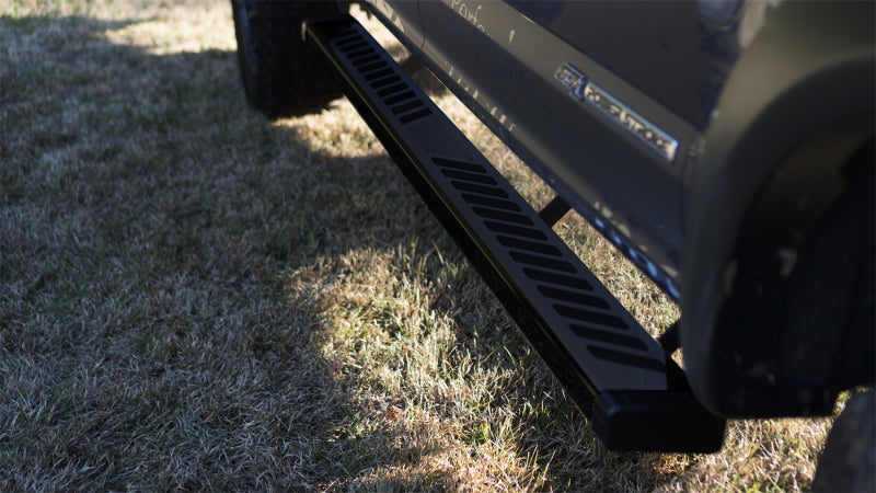 Lund 2019 Chevrolet Silverado 1500 Ext. Cab Summit Ridge 2.0 Running Boards - Black