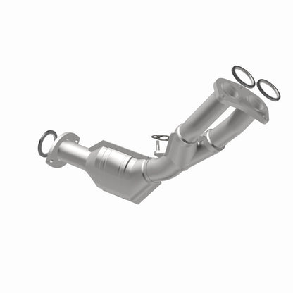 MagnaFlow Direct Fit Catalytic Converter 01-04 Tacoma 2.7L front 49S