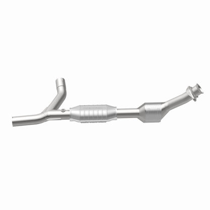 MagnaFlow Direct Fit Catalytic Converter 01-03 Ford E150 4.2L P/S