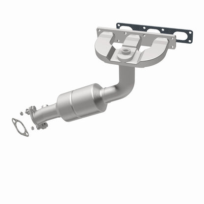 MagnaFlow Direct Fit Catalytic Converter BMW 5 04-05 Rear Mani