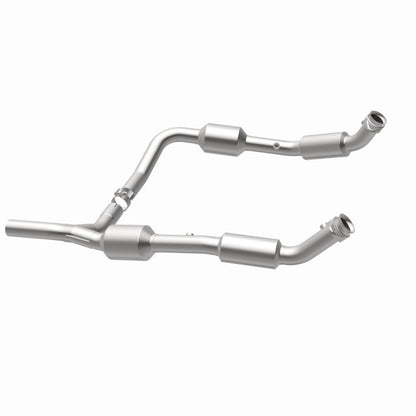 MagnaFlow Direct Fit Catalytic Converter OEM 07-08 Ford E-150