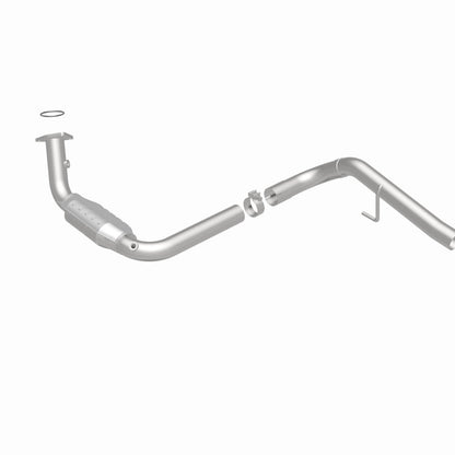 MagnaFlow Direct Fit Catalytic Conv 02-06 Cadillac Escalade / 02-06 GM Yukon (Inc Denali) 6.0L D/S