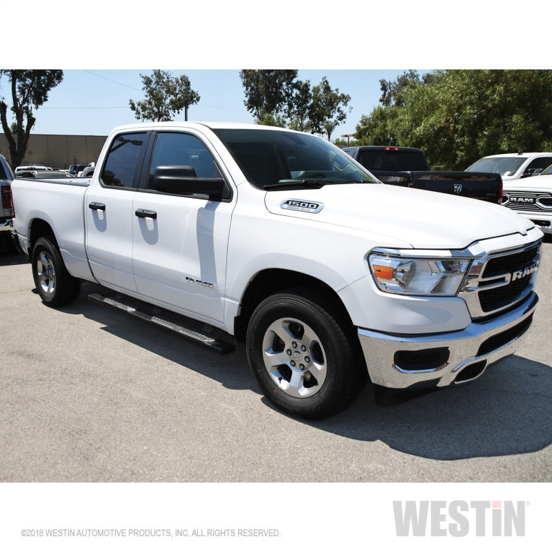 Westin 19-26 Ram 1500 Quad Cab (Excl Ram 1500 Classic) R5 Nerf Step Bars - Black