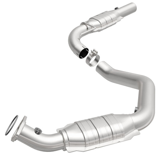 MagnaFlow Direct Fit Catalytic Converter 03-05 Express 2500 4.8L Driver Side