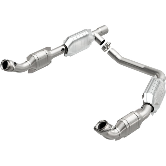 MagnaFlow Direct Fit Catalytic Converter Ford E350 Van 06 5.4L OEM