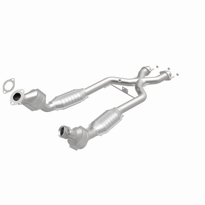 MagnaFlow Direct Fit Catalytic Converter 96-98 Ford Mustang 4.6L