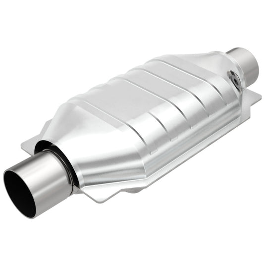MagnaFlow Universal Catalytic Converter 2.25 W/O2 Boss