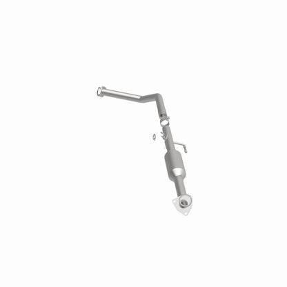 MagnaFlow Direct Fit Catalytic Converter OEM 2001-2004 Toyota Sequoia Underbody