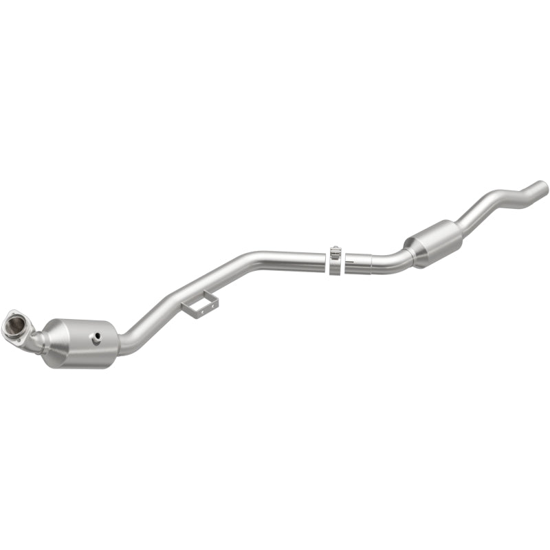 MagnaFlow Direct Fit Catalytic Converter 07-09 Mercedes E350 3.5L