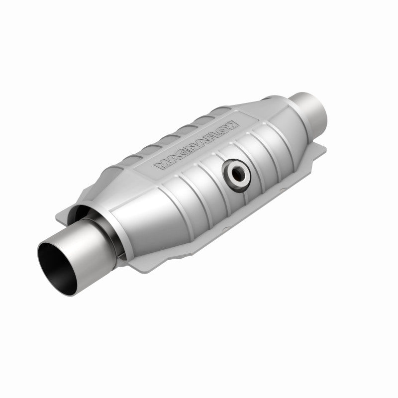 MagnaFlow Universal Catalytic Converter 2.50 Mid O2 Rear