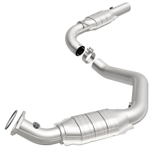 MagnaFlow Direct Fit Catalytic Converter 03-05 Express 2500 4.8L Driver Side