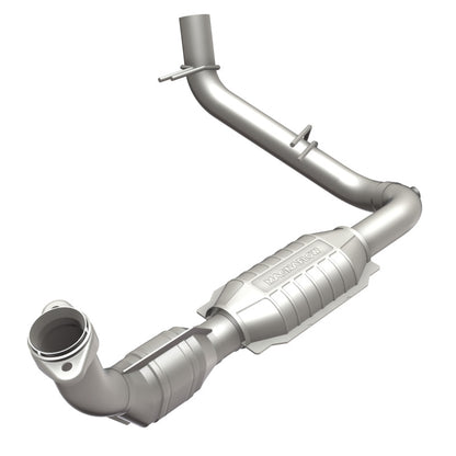 MagnaFlow Direct Fit Catalytic Converter 97-98 Ford Trucks 5.4L
