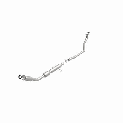 MagnaFlow Direct Fit Catalytic Converter 14-15 Toyota Corolla 1.8L