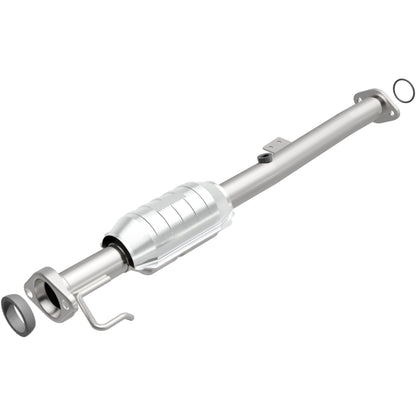 MagnaFlow Direct Fit Catalytic Converter 2000 Chevy Tracker 1.6L