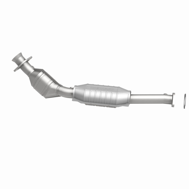 MagnaFlow Direct Fit Catalytic Converter 96-00 Crown Vic 4.6L OEM