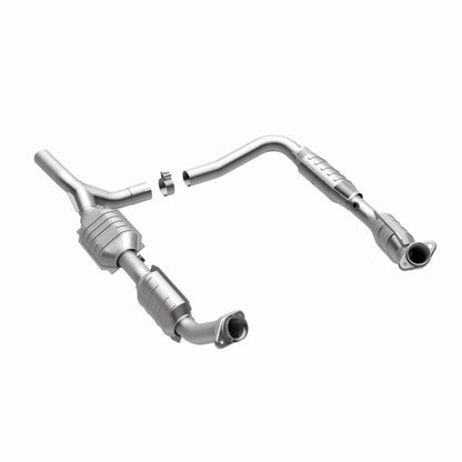 MagnaFlow Direct Fit Catalytic Converter 07-08 Ford E-150 4.6L