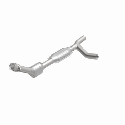 MagnaFlow Direct Fit Catalytic Converter 01-03 Ford E150 4.2L P/S