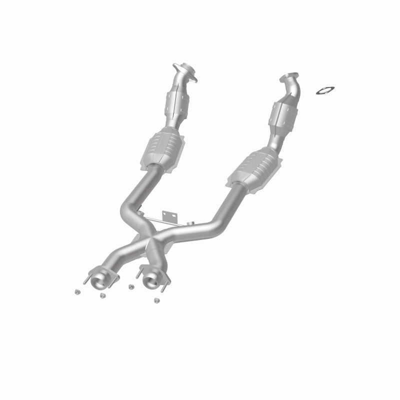 MagnaFlow Direct Fit Catalytic Converter 96-98 Ford Mustang 4.6L