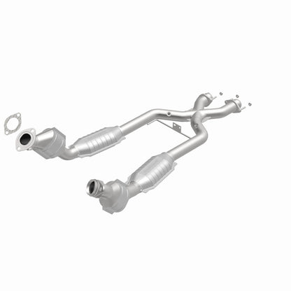 MagnaFlow Direct Fit Catalytic Converter 96-98 Ford Mustang 4.6L