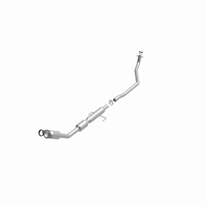 MagnaFlow Direct Fit Catalytic Converter 14-15 Toyota Corolla 1.8L