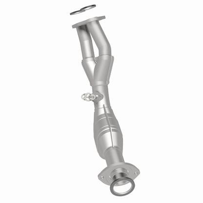 MagnaFlow Direct Fit Catalytic Converter 01-04 Tacoma 2.7L front 49S